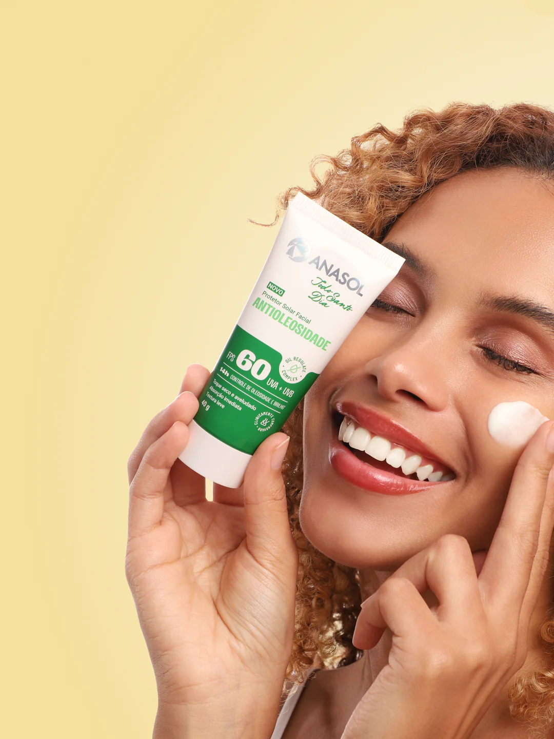 Protetor solar facial Anasol todo santo dia antioleosidade Fps 60 40g - Imagem 4